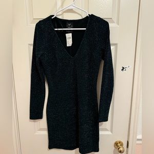 Windsor, Hunter green body con dress, v-neck, medium